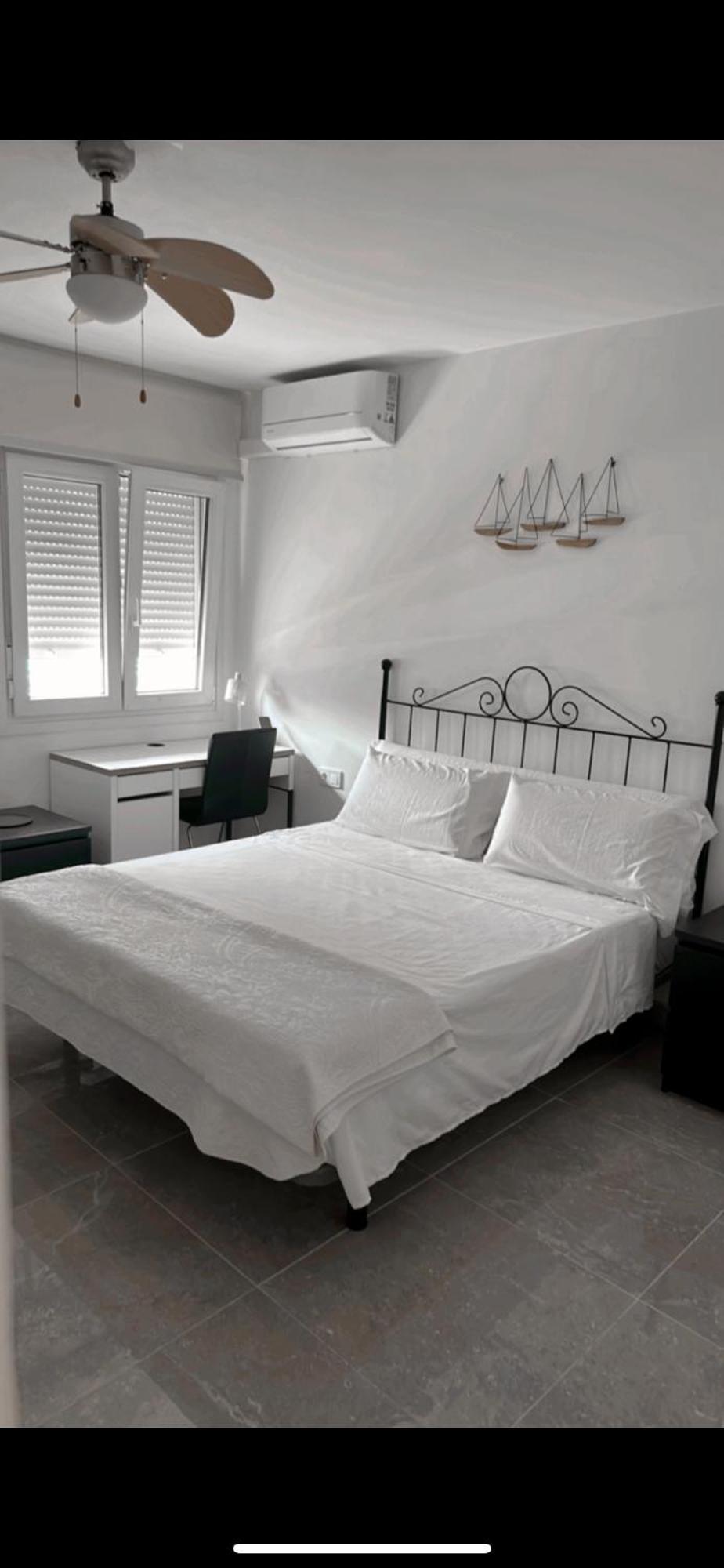 Precioso Dormitorio En El Centro De Торремолинос Экстерьер фото