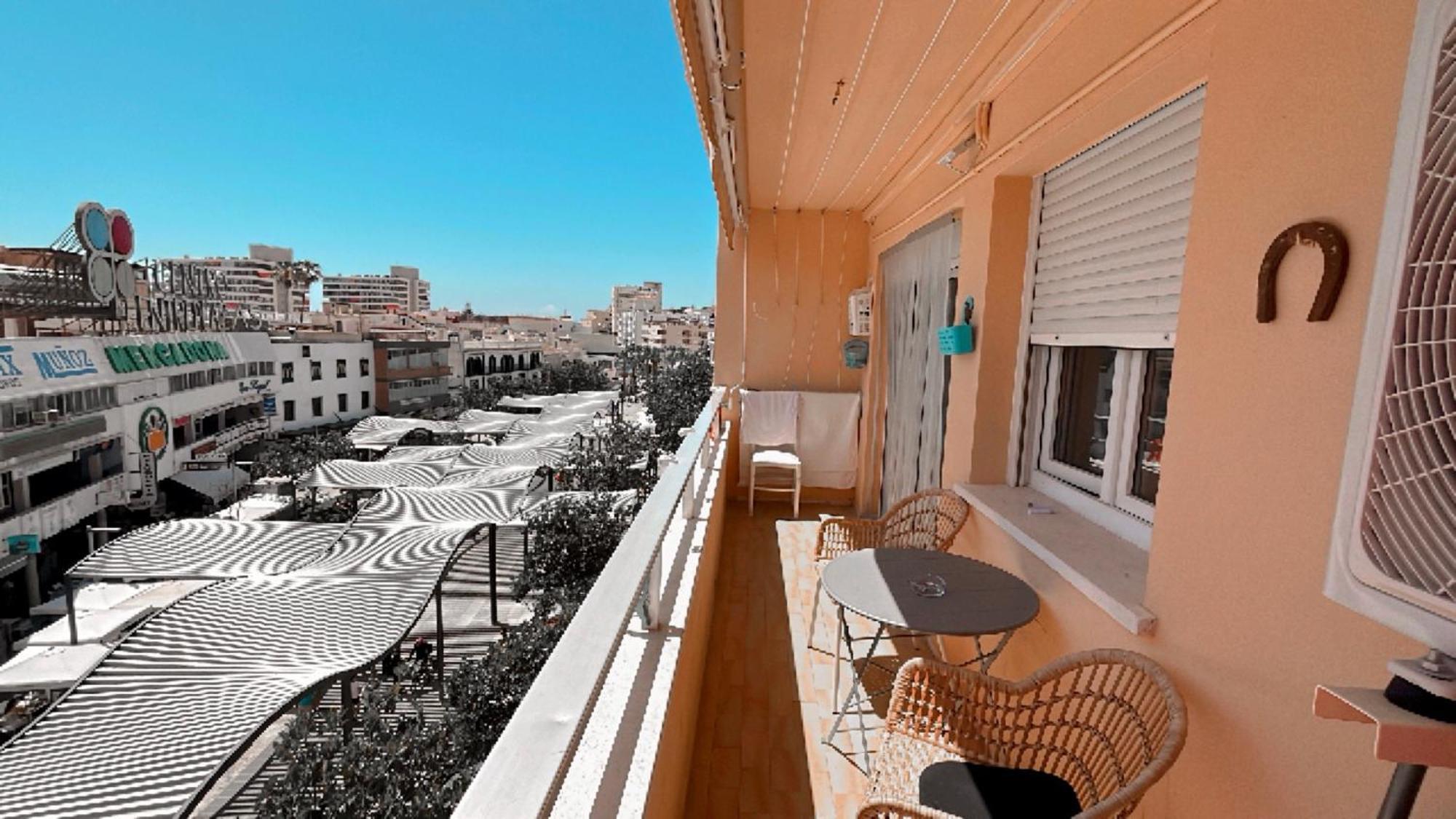 Precioso Dormitorio En El Centro De Торремолинос Экстерьер фото
